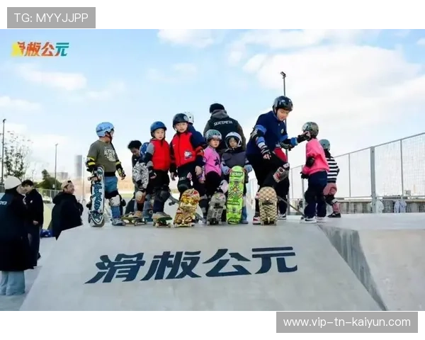 2026年滑板公益课程暑期导师资格认证第36轮评审开始，滑板专业比赛